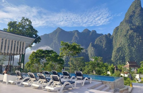 Khlong Sok Cabin | Magical Mountain View Resort