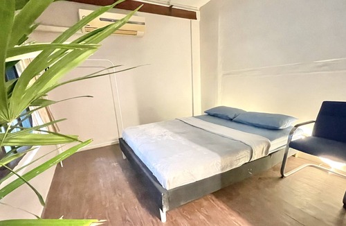 Khlong Toei Nuea House | Magificent Garden Villa for Large Groups/Families