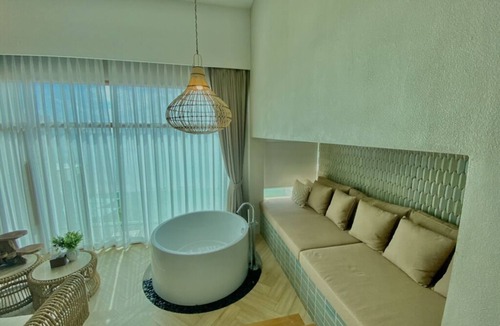 Khlong Khut Hotel | Maldives Beach Resort