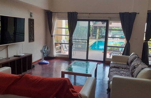 Pratumnak Hill Villa | mikes dream pool access villa