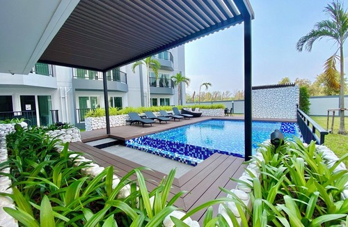 Kram Condo | Mini Studio Lake view on High floor, AC, Kitchen, Balcony