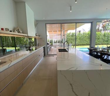 Chalong Villa | Minimalist luxury villa