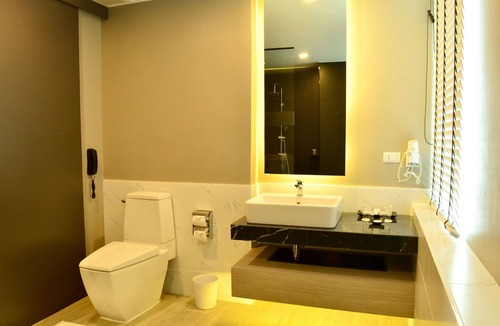 Racha Thewa Hotel | Miracle Suvarnabhumi Airport