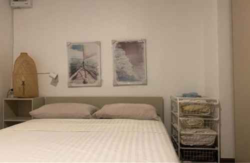 Dok Mai Apartment | Modern 2BR Condo - Foodie Market 11 mins, Bangna Trade Road 12 mins, Mega Bangna Close