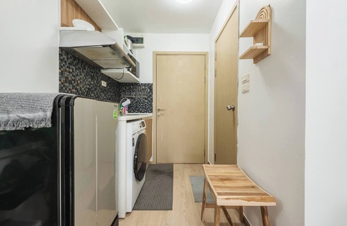 Bang Chak Apartment | Modern Studio Near BTS Punnawithi