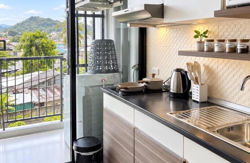 Phuket Apartment | Modern Supalai Vista Phuket Old Town 2 Gym Pool fast Wifi Netflix