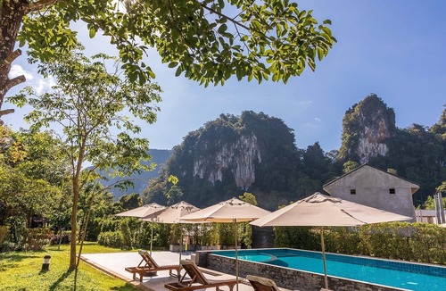 Khlong Sok Hotel | Montania Lifestyle Hotel