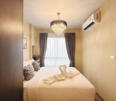 Ramkhamhaeng Apartment | Monte Rama 9 near JodFair Market Condo