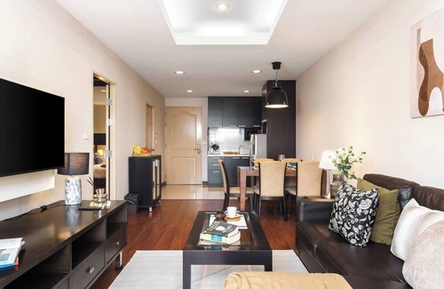 Thonglor Condo | MonthlyStays/1GbWiFi/FullKitchen/ComfyKingBed/Tub