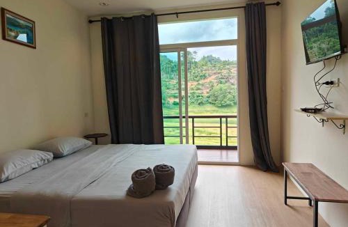 Than To Hotel | Moon lake resort-coffee and camping