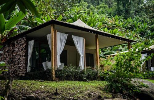Doi Saket Resort | Mornery The Riverside