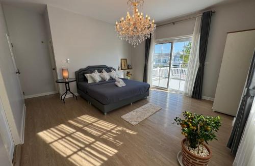 Chum Het House | MotoGP 15Min Private 3BR Home City Gated Community