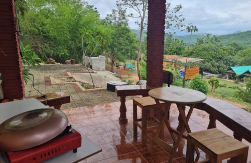 Phetchaburi House | Mountain Front Family Home Big Balcony For 4 Rare Birds, Bikes
