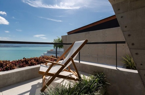 Moo 5 Villa | Muscat 3-Bedroom Villa with Beach Access