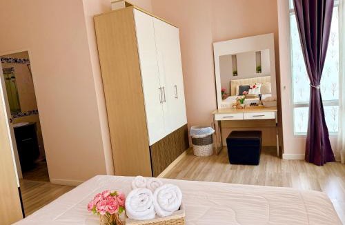 Nong Pa Khrang Apartment | My hip Condominium 2 Bedrooms 2 baths comfy room for family