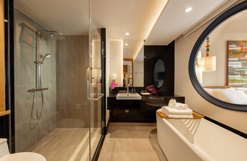 Old City Hotel | Na U Hotel