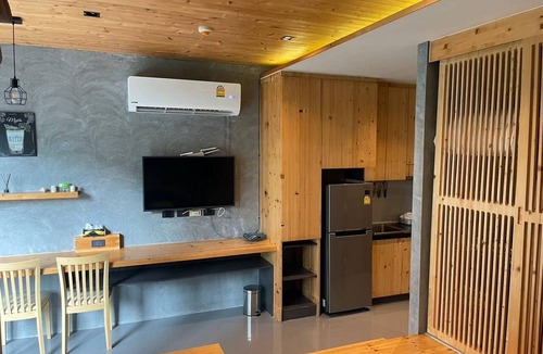 Nai Harn Condo | Nai Harn Studio, Steps to Everything, Pool, Gym