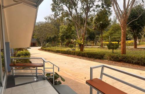 Mae On House | Nakra Hill Mae on