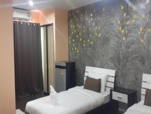 Ranong House | Nalin Place