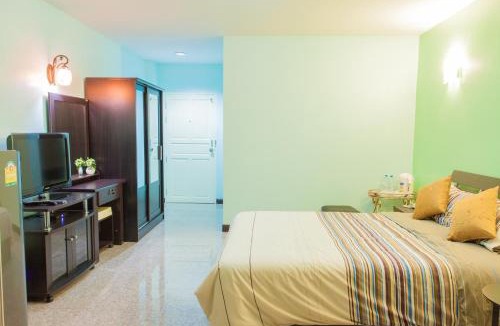 Pak Nam Pran Hotel | Nam Talay Resort