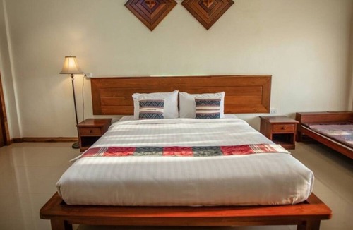 Nan Hotel | Nan Green Lake View Resort