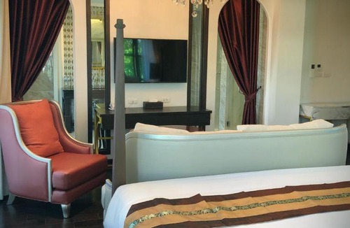 Wua Lai Hotel | Nanta Glam CM Hotel & Residences