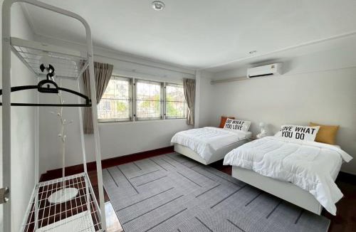 Suan Luang Hotel | Near Airport 2nd room for 2,8K & 3rd for 1,8K & 4th only 300B INBOX!