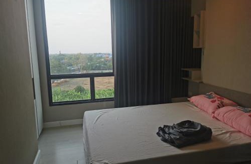 Minburi Apartment | Near Safari Park and BTS Bangchan condo swimming, fitness, cooking, family-friendly rental