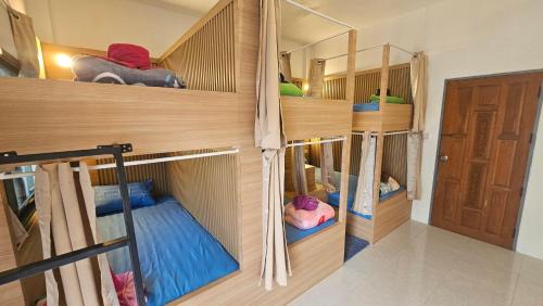 Haad Rin Hostel | Neighbor Hostel