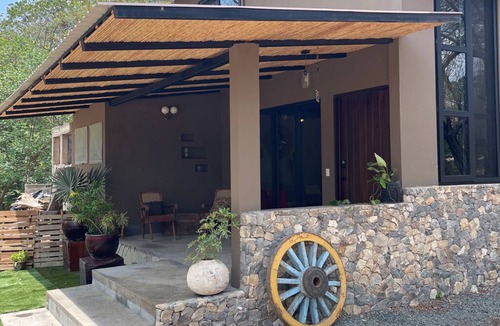 Escamequita Condo | New Loft Barndo w/AC at Big Sky Stables near epic beaches, horses and pickleball