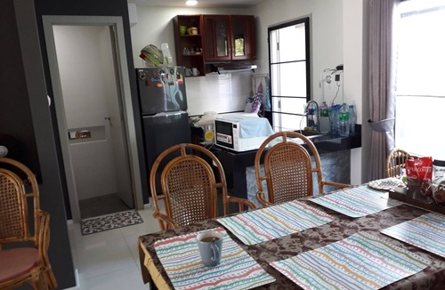 Ban Waen House | New Loft Modern Home, the 3 storey 2 bedroom 3.5 bathroom with cooking equipment