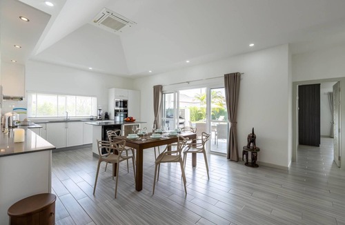 Hua Hin Villa | New Modern 3 Bedroom Pool Villa (MS24)
