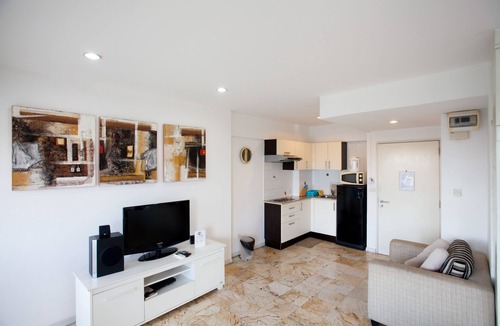 Chang Khlan Apartment | Night Bazaar Road - 40 Sqm - 10th Floor - Work-From-Home w/Fully Fitted Kitchen