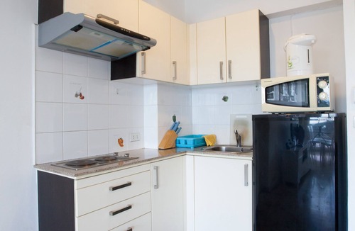 Chang Khlan Apartment | Night Bazaar Road - 40 Sqm - 10th Floor - Work-From-Home w/Fully Fitted Kitchen