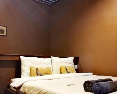 Samran Rat Hostel | Niras Bankoc Hostel