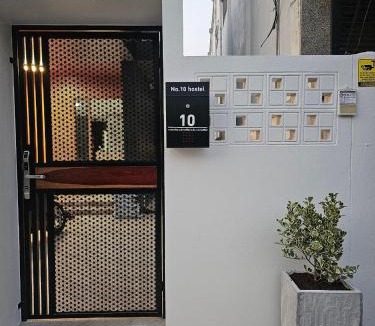Prachuap Khiri Khan Hostel | No.10 HOSTEL- Prachuap Khiri Khan