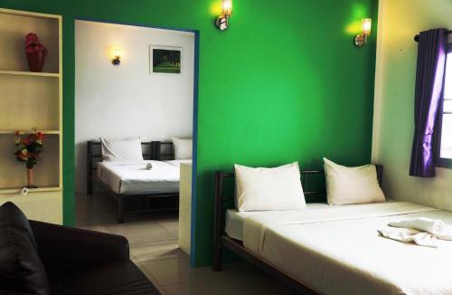 Wua Lai Hostel | Noble House Chiangmai
