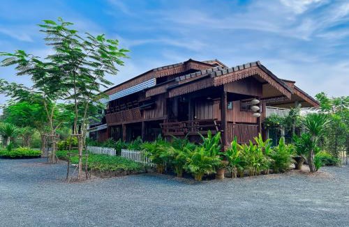 Mae Pong House | North Pine Forest Homestay บ้านไม้สนโฮมสเตย์