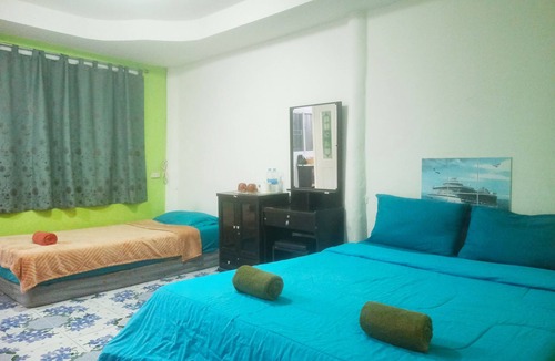 Mai Khao House | Nu Phuket Airport Residence
