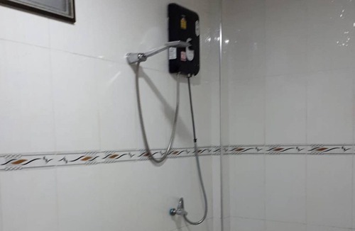 Kamlon Hotel | Num Chaykhong