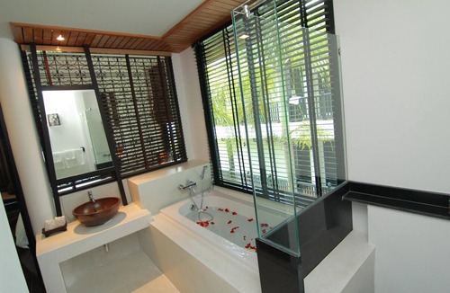 Ranong Hotel | Numsai Khaosuay Resort