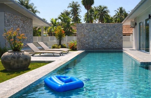 Huai Yang House | Nuum Thai 1 Private Pool Villa Walk to Beach 8 pax, 4 bath, 4 sleepingroom
