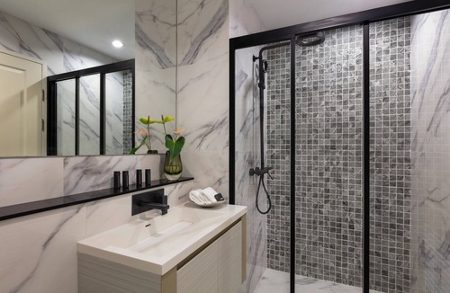 Nonthaburi Hotel | Oakwood Suites Tiwanon Bangkok