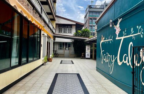 Nimman Hostel | October Hostel ChiangMai