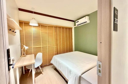 Wang Burapha Phirom Hostel | OLD SOUL Hostel
