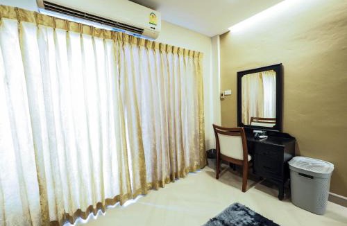 Kaset Junction Villa | Oliver's House KS