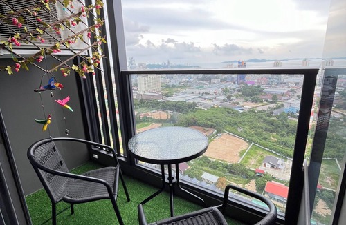 Central Pattaya Apartment | Once Pattaya Cozy nest 1 BR at high of city