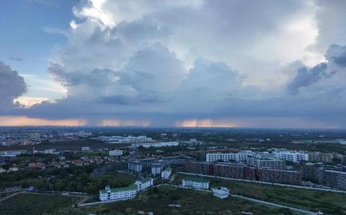 Khlong Nung Apartment | One bedroom condo with rooftop pool