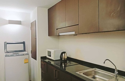 Bophut Apartment | One Grand Bedroom, pool views