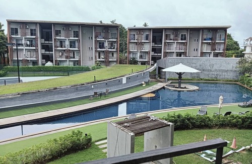 Bophut Apartment | One Grand Bedroom, pool views